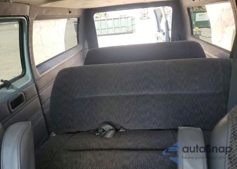 1998 Dodge Ram Wagon B2500 из США, поврежденный, VIN 2B4JB25Y5WK137724